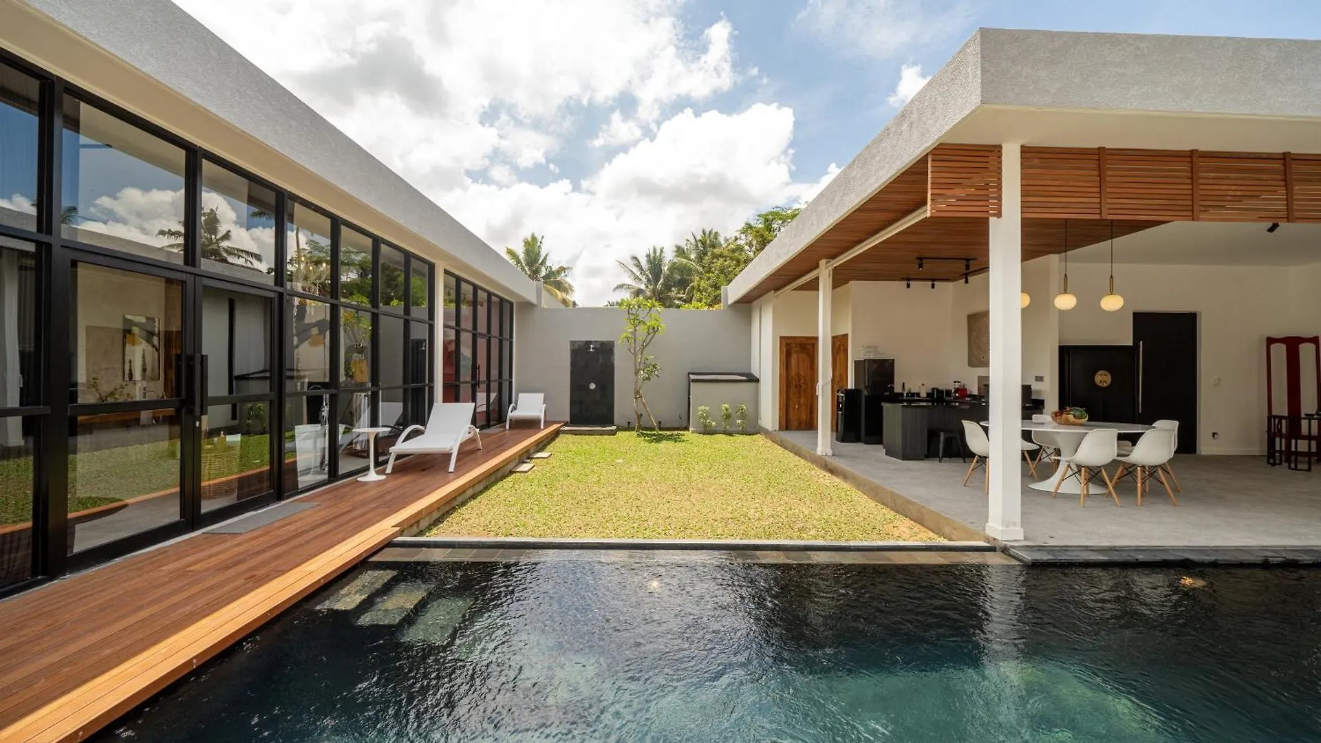 Rouge - Loft Edry Villa Ubud 0*,